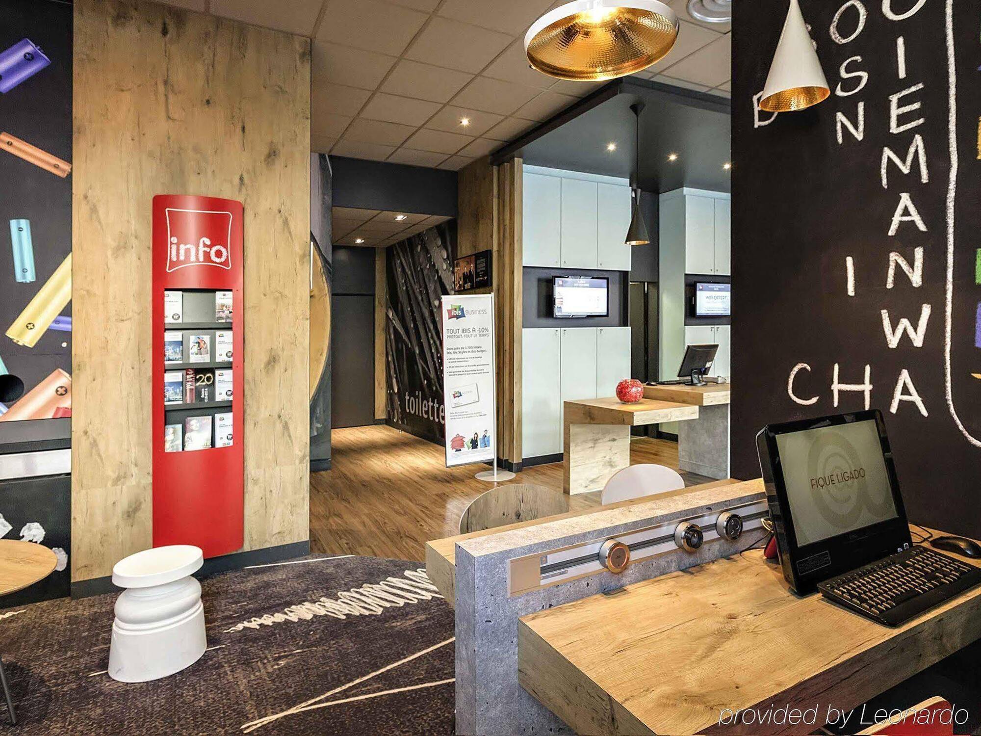 Ibis Agen Centre Gare Hotel Екстериор снимка
