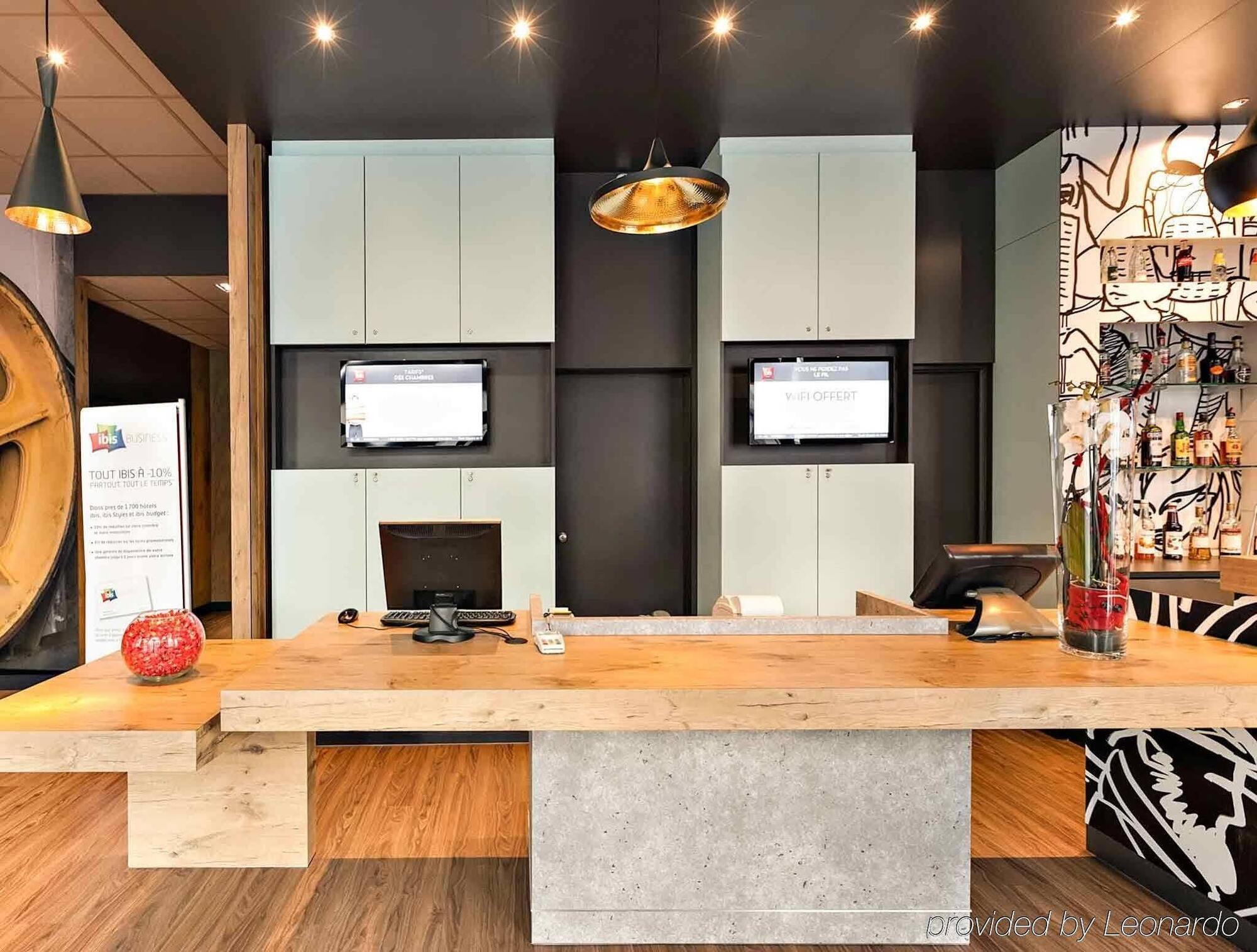 Ibis Agen Centre Gare Hotel Екстериор снимка